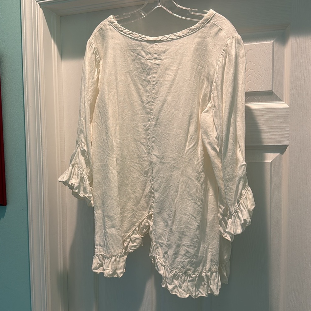 Lola Top by Heat’s Desire in Ivory Size XL - Picture 6 of 9